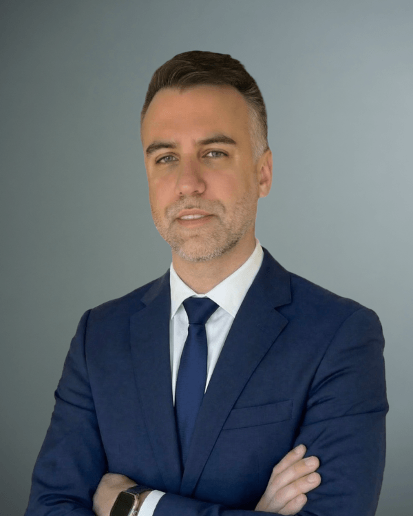 Jorge L. Ray